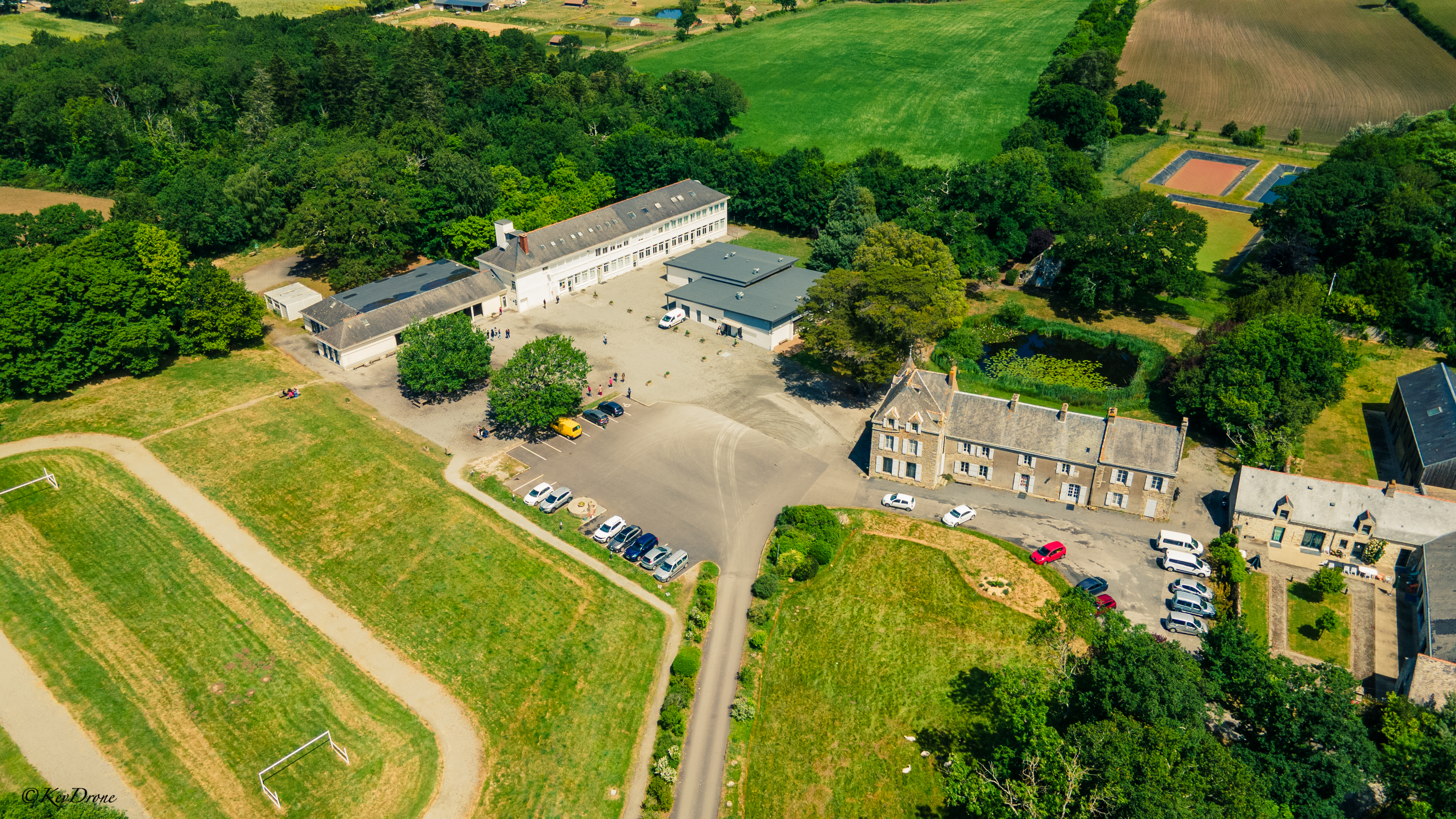 Vue aérienne du domaine de Kerguenec